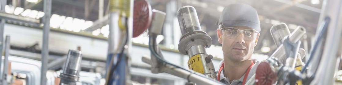Engineer working with Shell Lubricants
