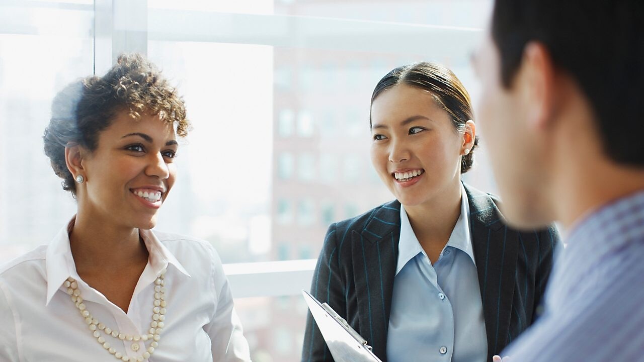 At Shell, female colleagues are working together to develop their careers.